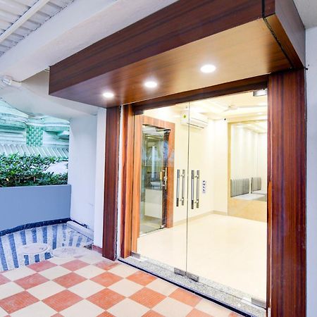 Super Townhouse Kaikhali Near Airport Calcutta Exterior foto