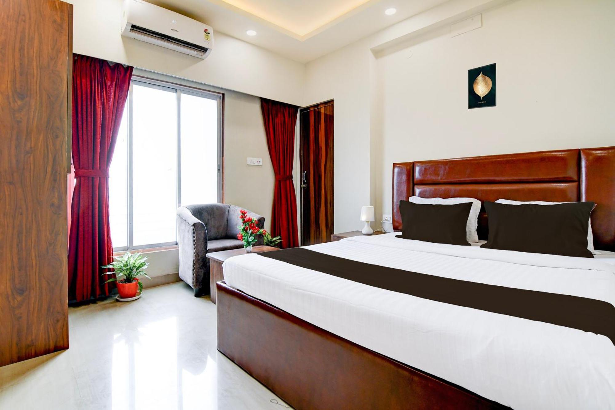 Super Townhouse Kaikhali Near Airport Calcutta Exterior foto